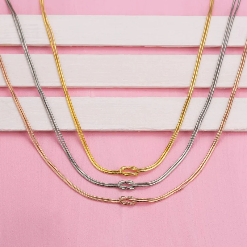 Collier Minimal Nœud d’Amour