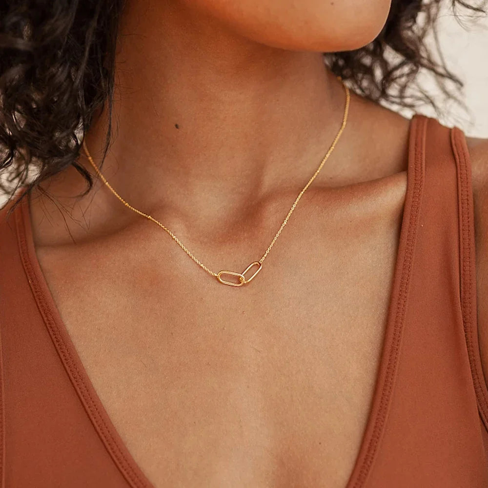 Collier Liens Infini Entrelacés