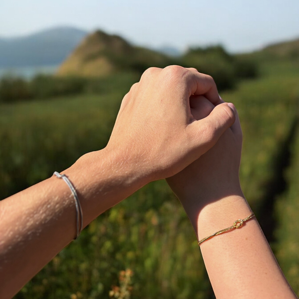 Bracelet Minimal Nœud d’Amour